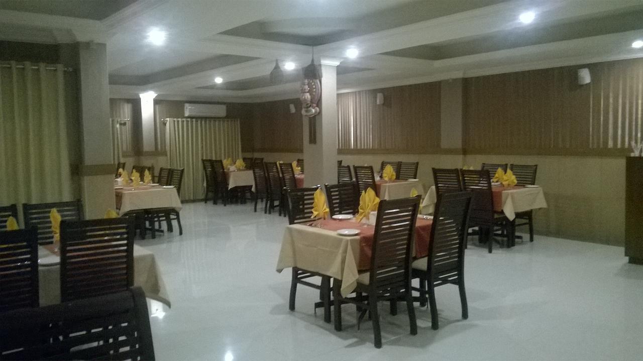 Sree Gokulam Residency Hotel Thrissur Екстериор снимка