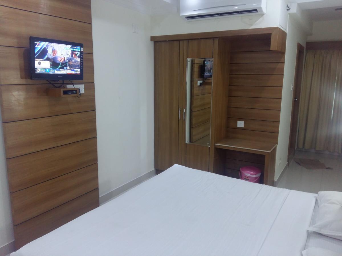 Sree Gokulam Residency Hotel Thrissur Екстериор снимка