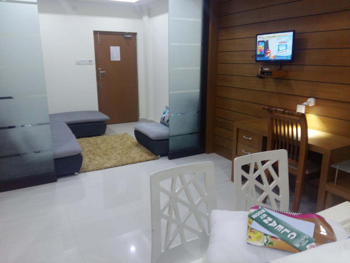 Sree Gokulam Residency Hotel Thrissur Екстериор снимка