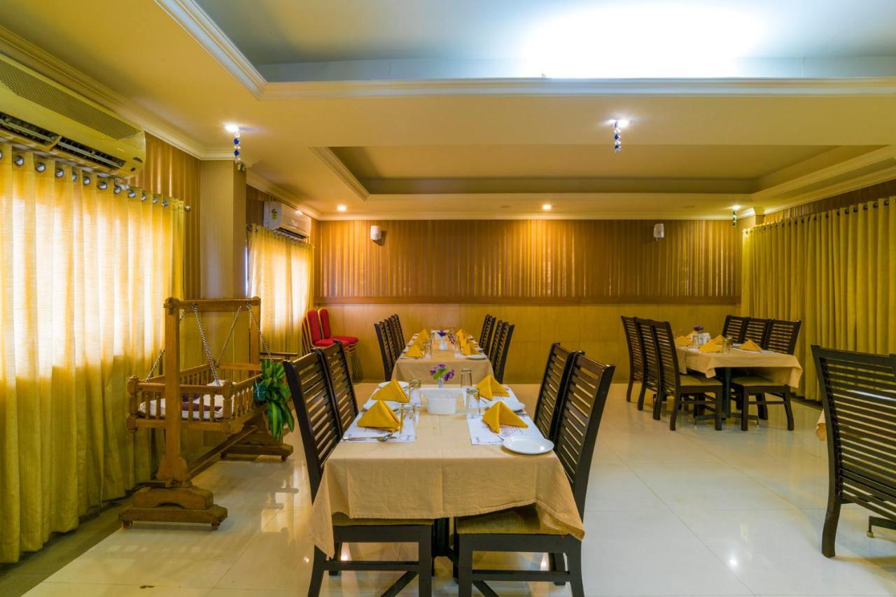 Sree Gokulam Residency Hotel Thrissur Екстериор снимка