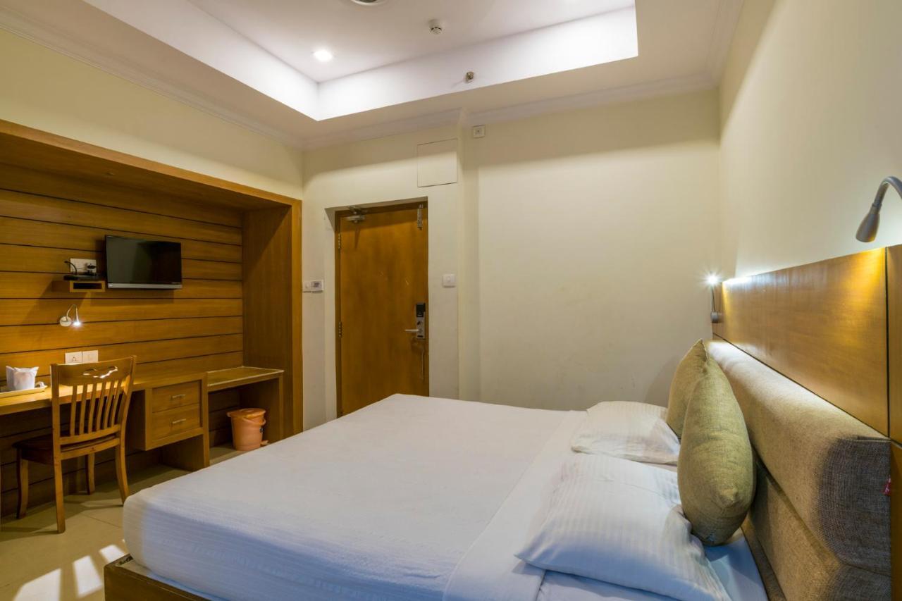 Sree Gokulam Residency Hotel Thrissur Екстериор снимка