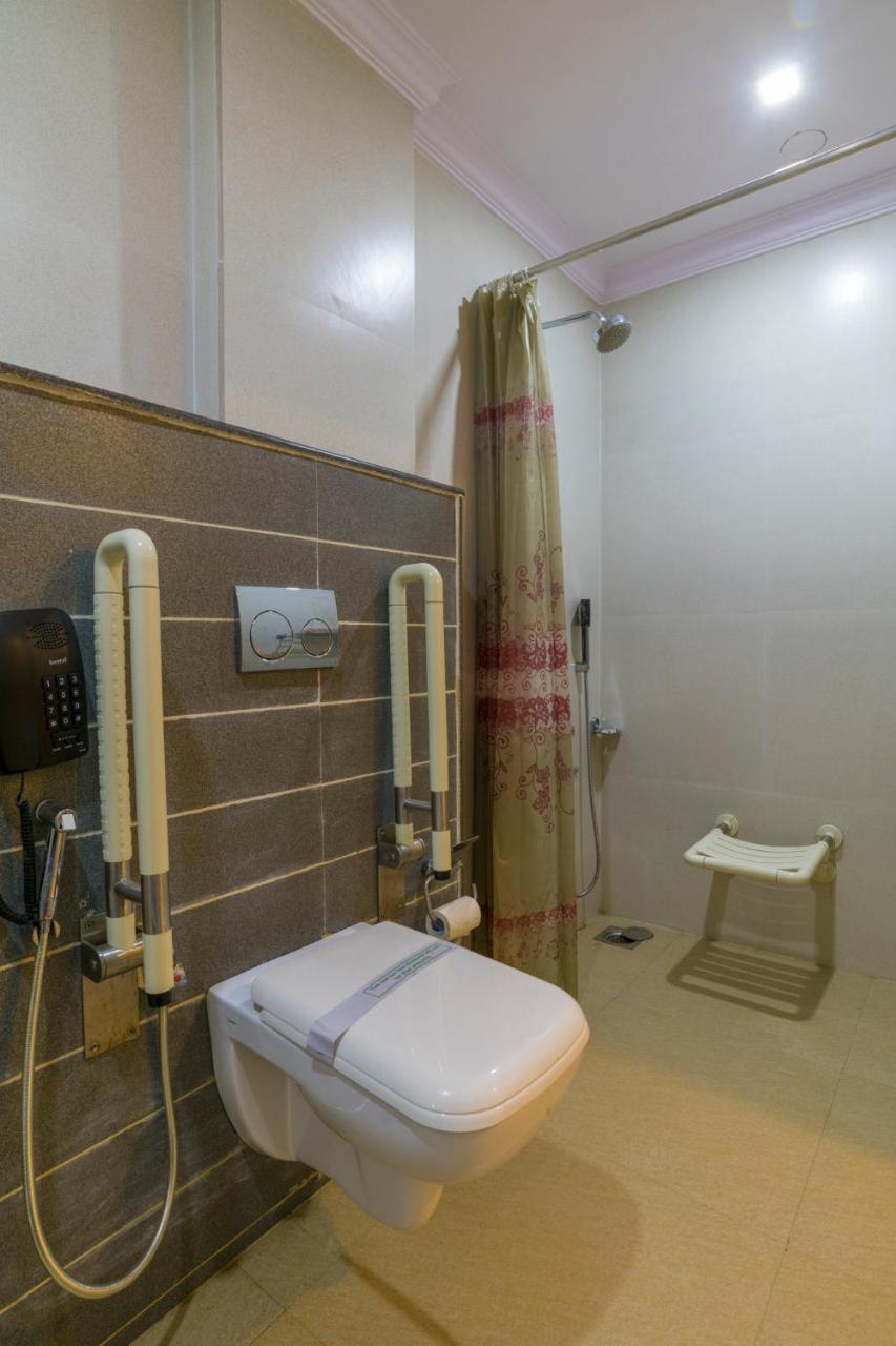 Sree Gokulam Residency Hotel Thrissur Екстериор снимка